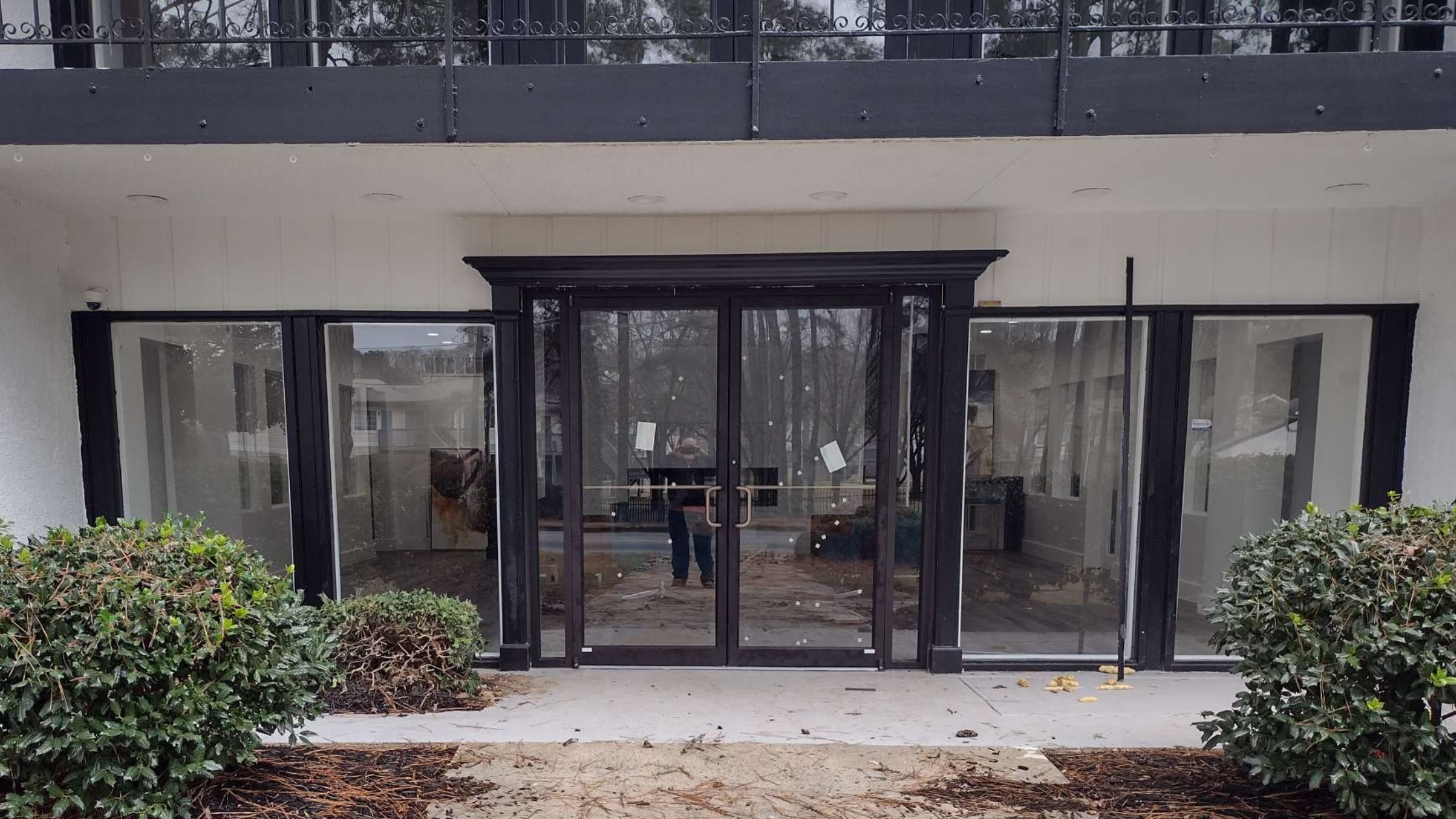 commercial glass storefront doors with aluminum frames